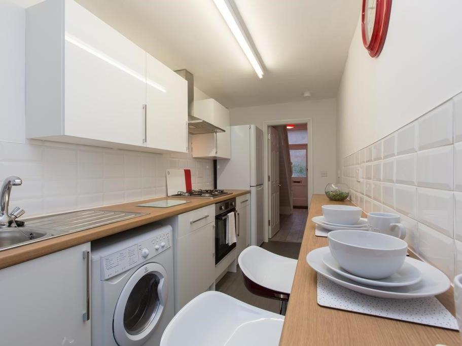 Townhouse @ 166 Ruskin Road Crewe Εξωτερικό φωτογραφία