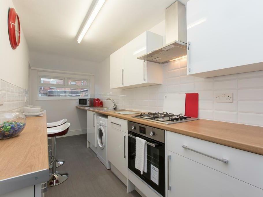 Townhouse @ 166 Ruskin Road Crewe Εξωτερικό φωτογραφία